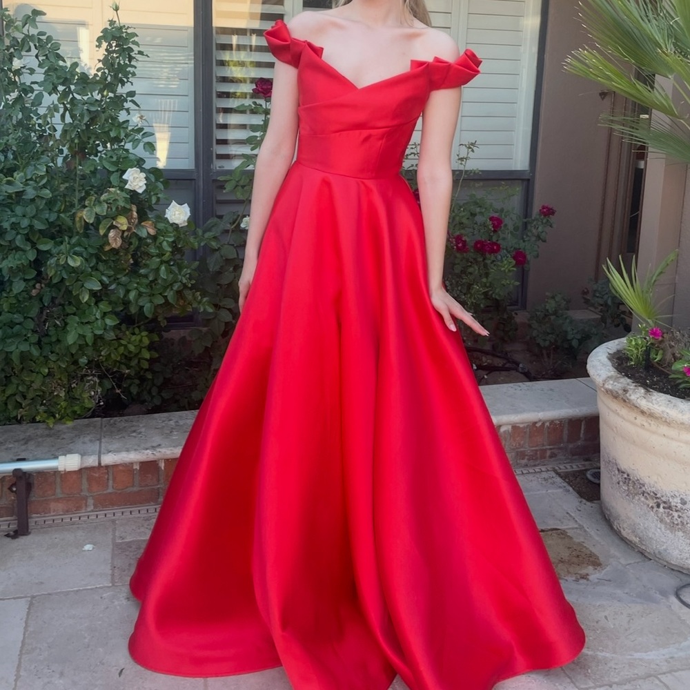 Jovani Red Off-the-Shoulder Ball Gown | Size 0 | Formal / Prom Dress